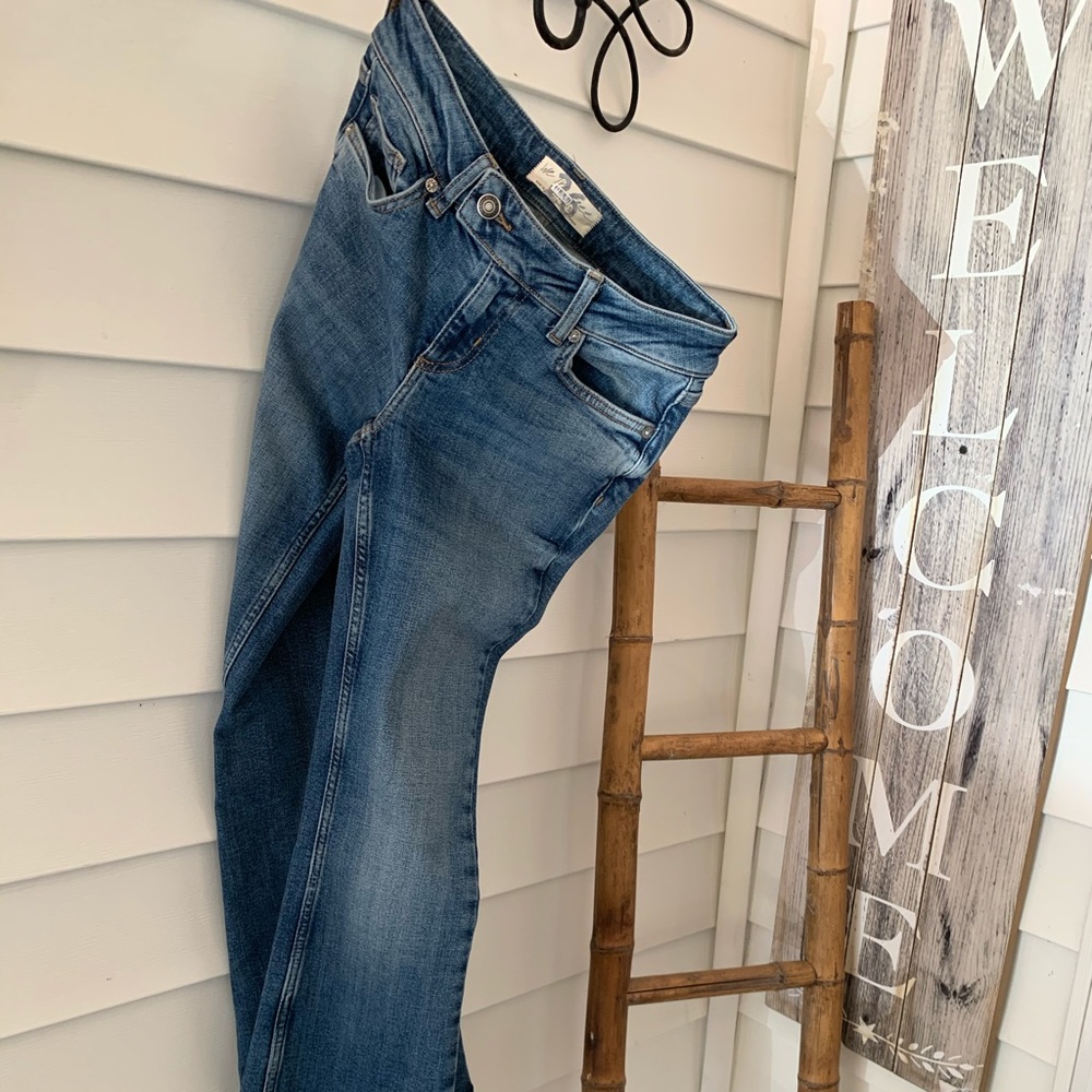 Free People Women’s Heirloom Jeans 26 wide leg.